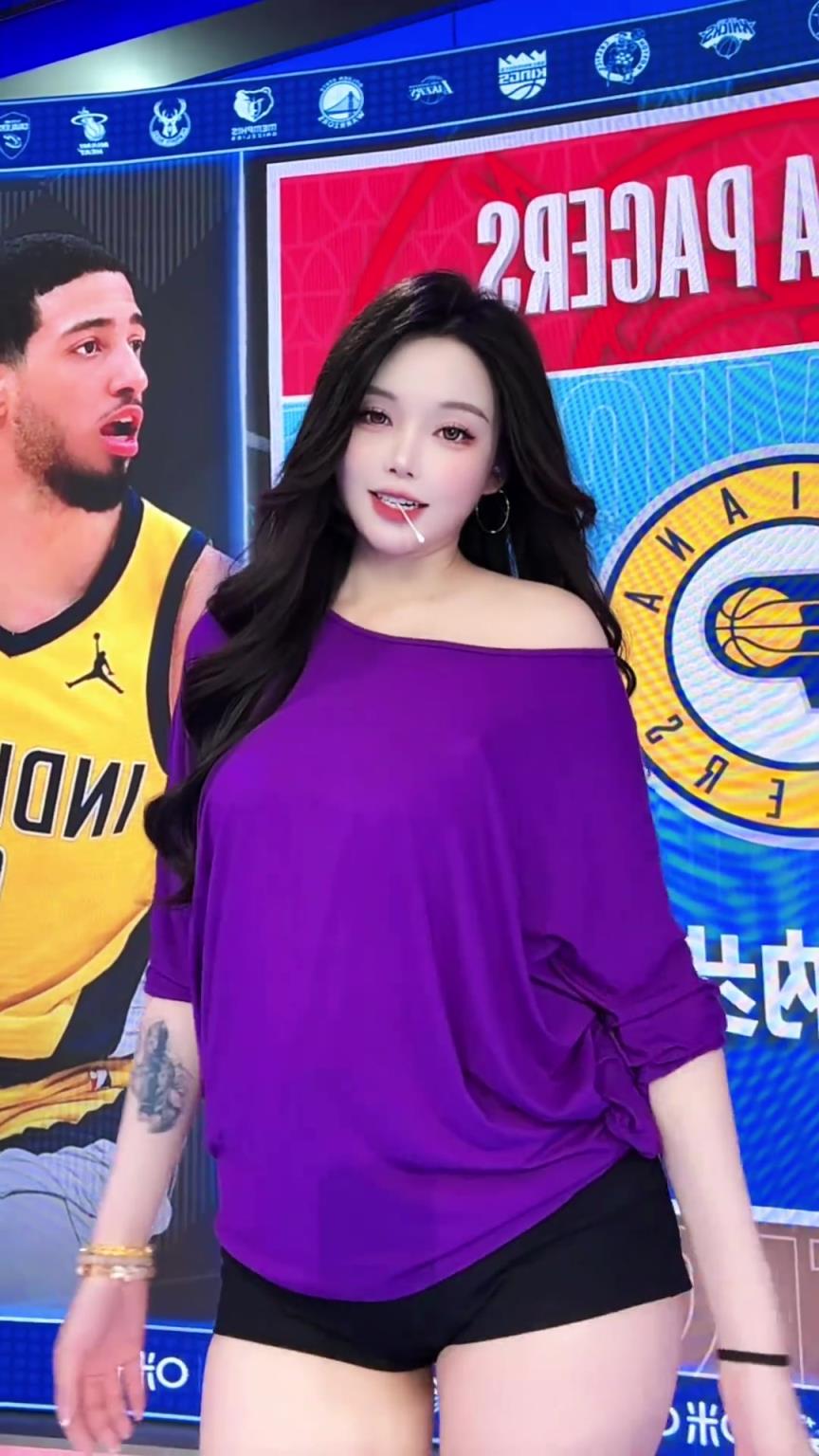 美女主播小太陽：年輕的將軍意氣風(fēng)發(fā)！ 哈利伯頓強的可怕